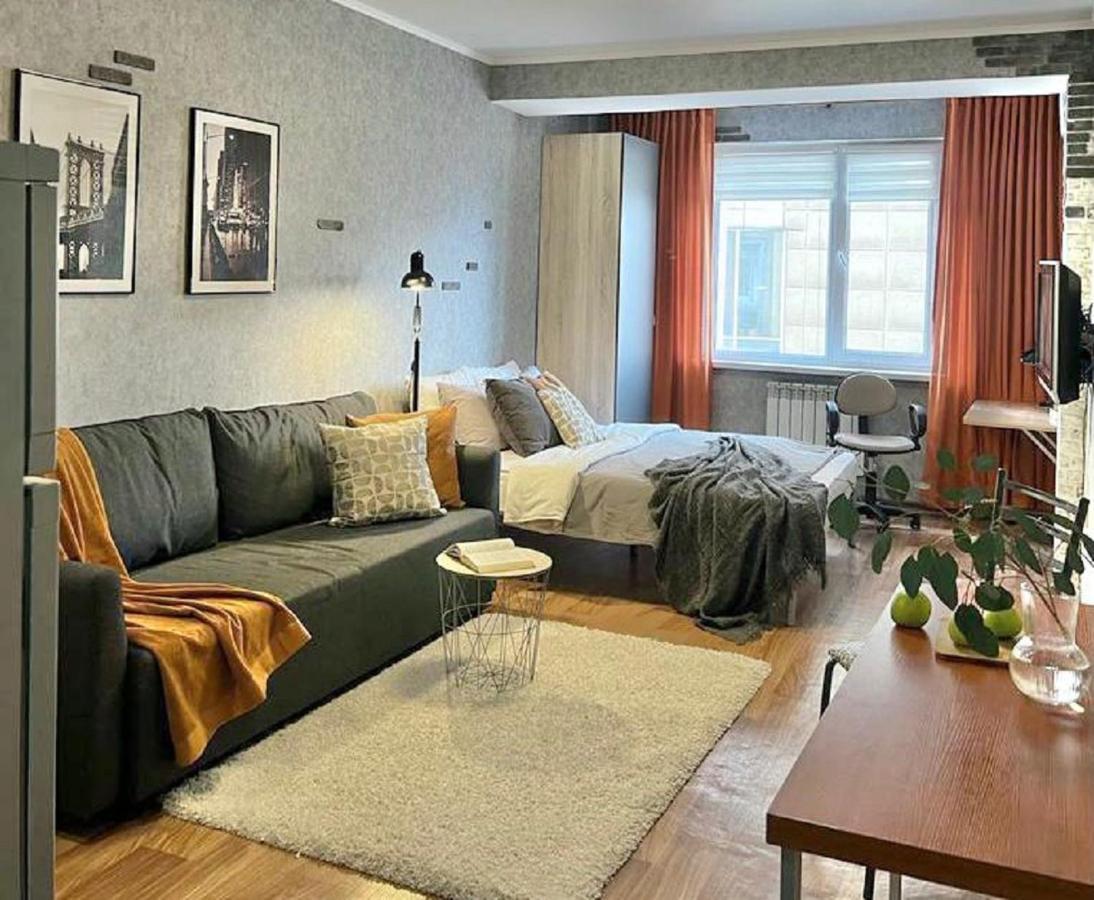 Студия New York В Самом Центре Города Apartment Almaty Bagian luar foto