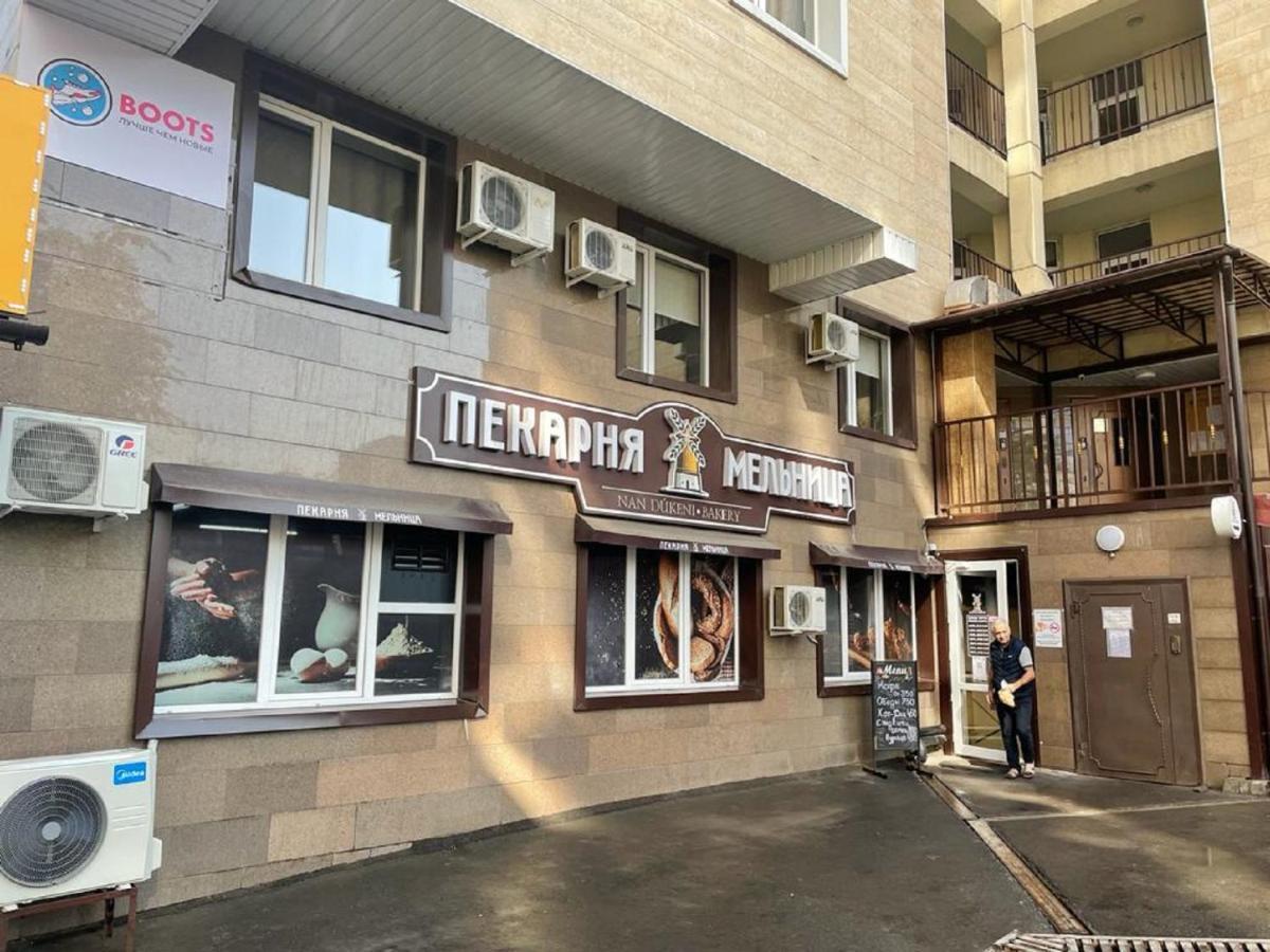 Студия New York В Самом Центре Города Apartment Almaty Bagian luar foto